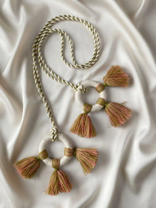 Springhaven Curtain Tieback