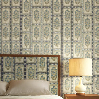 Nayab Indian Design Wallpaper Roll in Green Color Bedroom