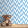 Tapete für Jungenzimmer mit geometrischem Muster in Pastellblau