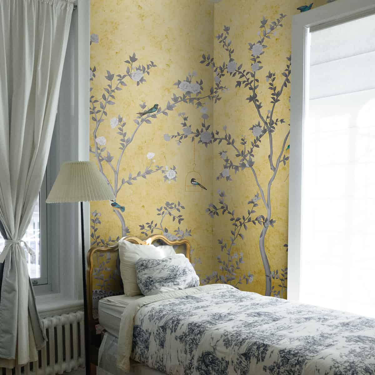 Yellow Aura in the Garden, Chinoiserie Wallcovering
